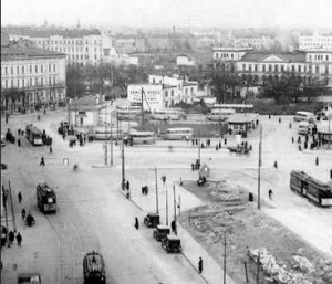 Переживший ужасы большевистского зла, Ильин старается постигнуть идею зла и обосновать борьбу со злом в своей книге «О сопротивлении злу силой»